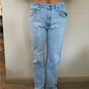 Classic Blue Straight-Leg Jeans with Washed Denim